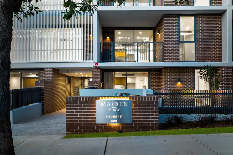 204/115 Derby Street