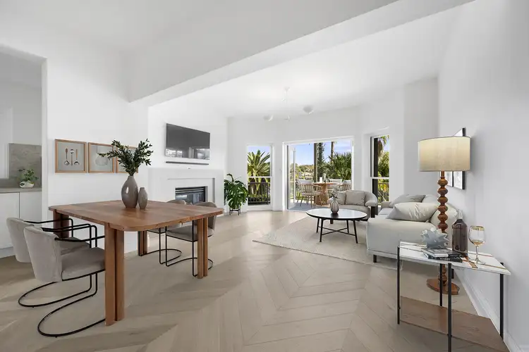 1/4 Mosman Street