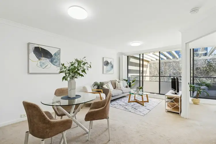 209/3 Herbert Street