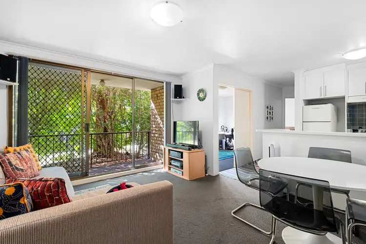 2/53 Auburn Street