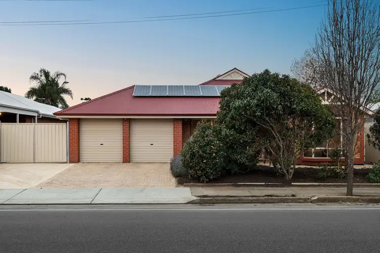 4 Robert Street