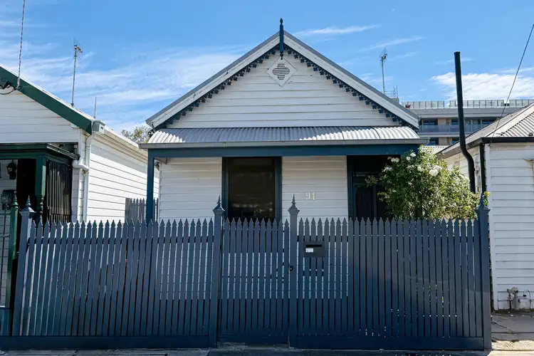 91 Bendigo Street