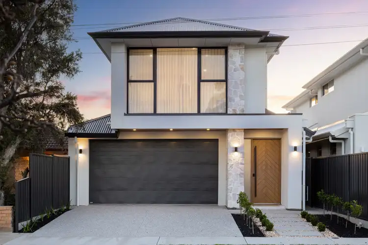 6A Byron Avenue