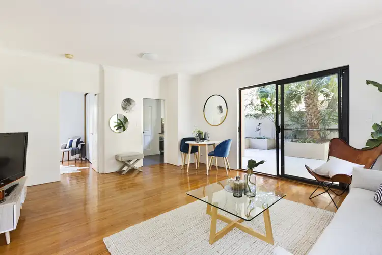5/66 Beach Road