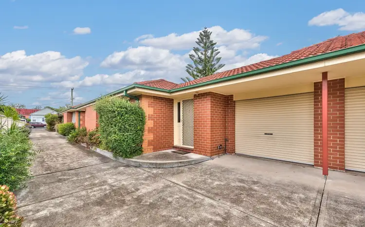 3/19 Robert Street