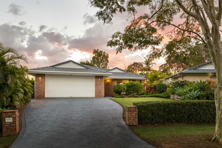 8 Coral Close