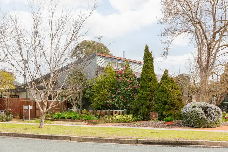 35 Sherbrooke Street