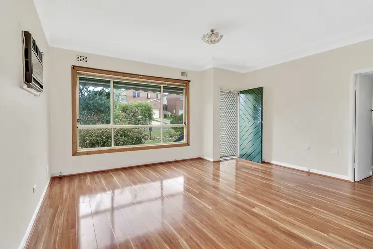 7 Lionel Street