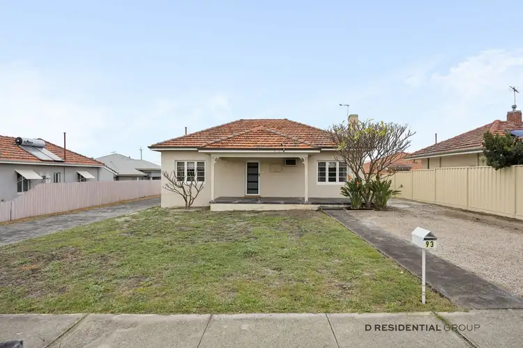 93 Drummond Street
