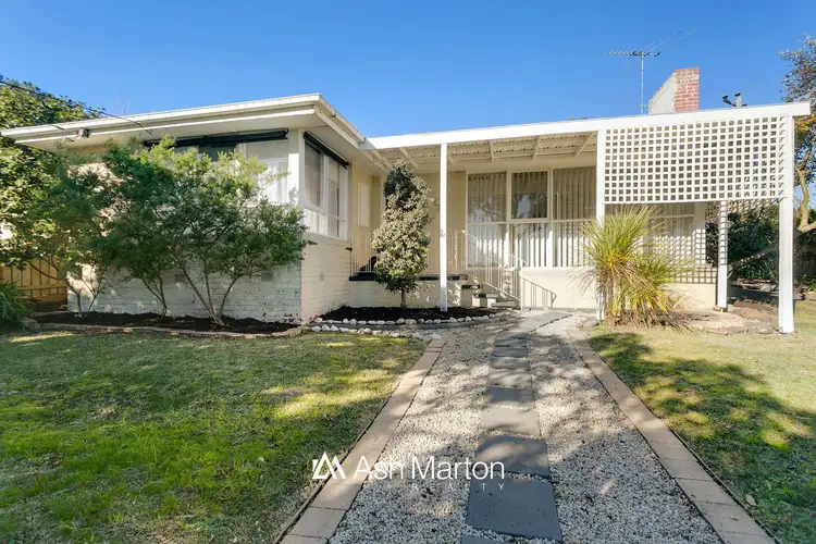 48 Ashleigh Avenue