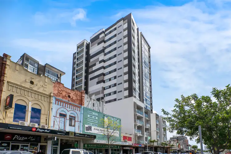 702/93 Auburn Road