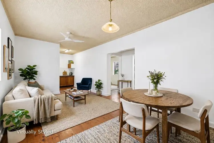 2/84 Oberon Street