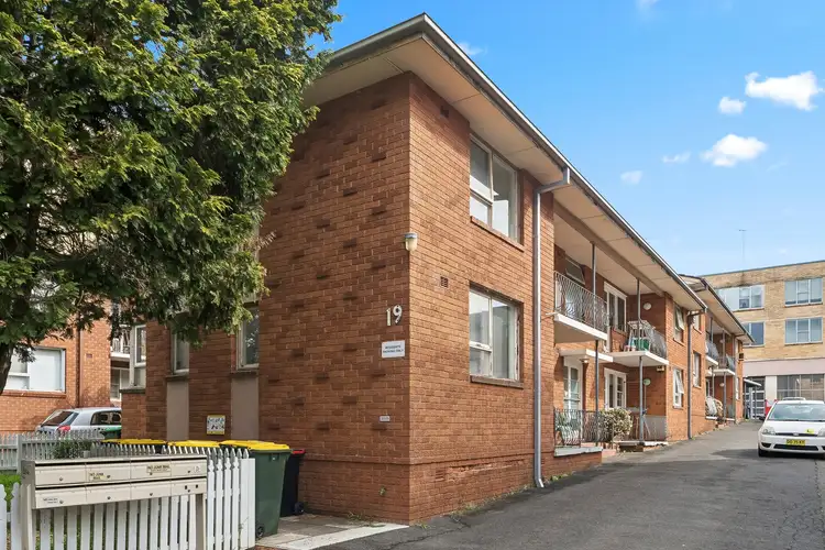 3/19 Albert Street