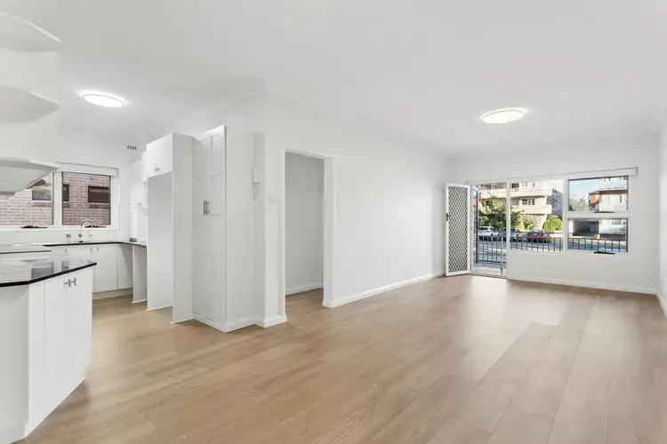 2/50 Banks Street