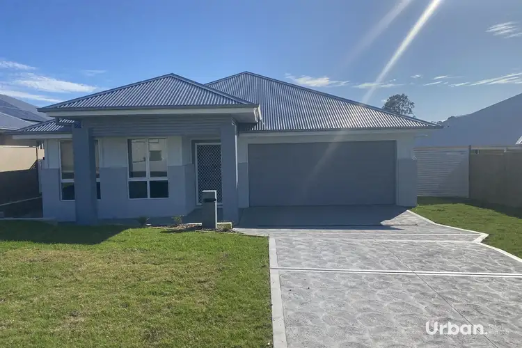 23 Arnott Loop