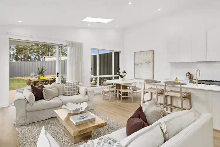 138 Riverside Drive, Kiama Downs NSW 2533