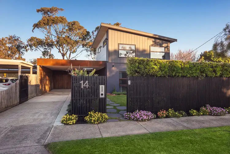 14 Tarongo Drive