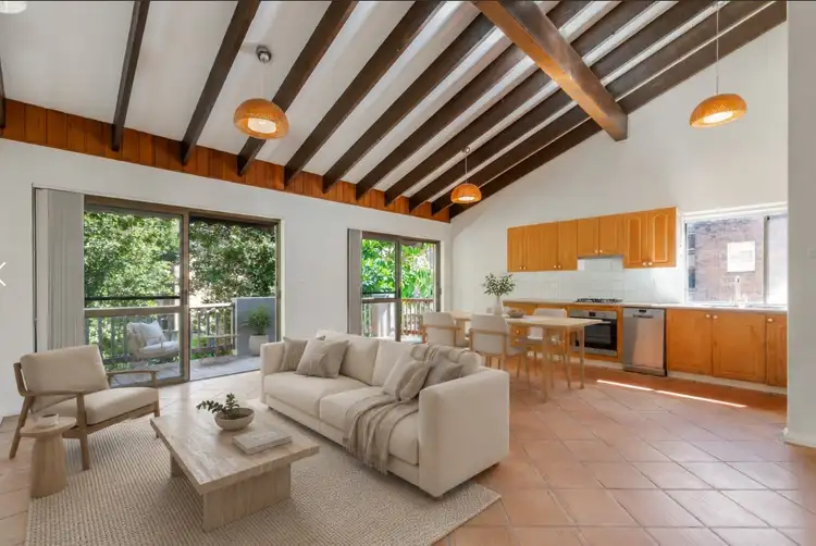 2/60 Darley Road