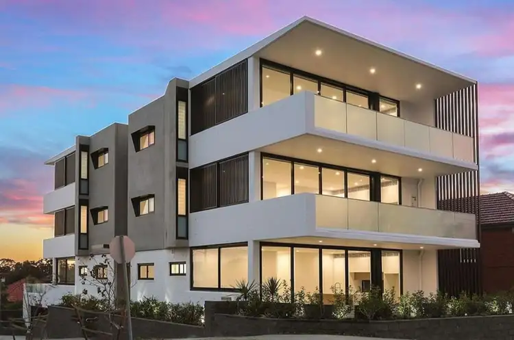 6/202 Oberon Street