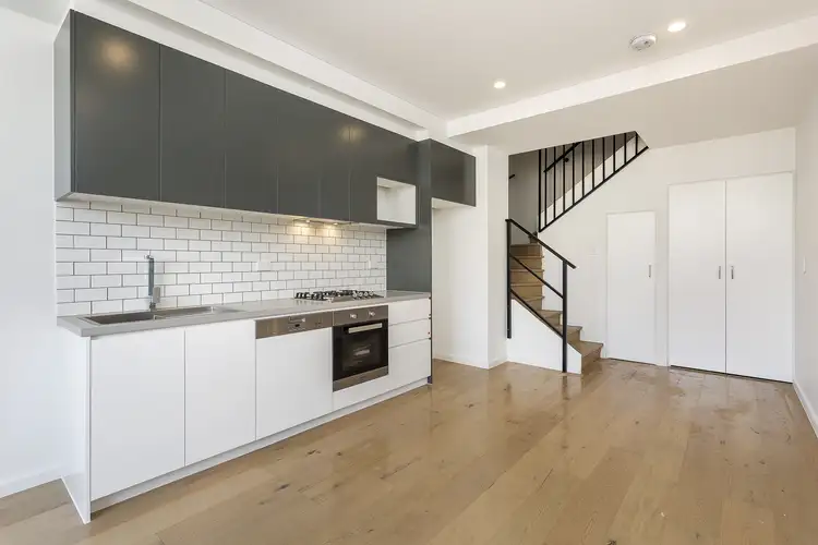 3.04/481-483 Elizabeth Street