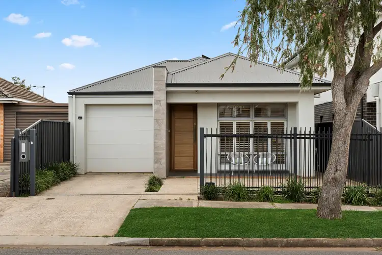 12B Wensleydale Avenue