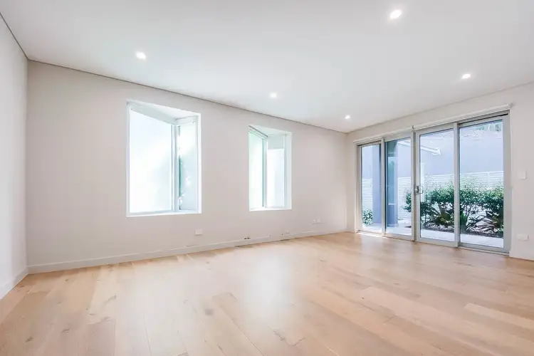 307/1A -1C Orinoco Street