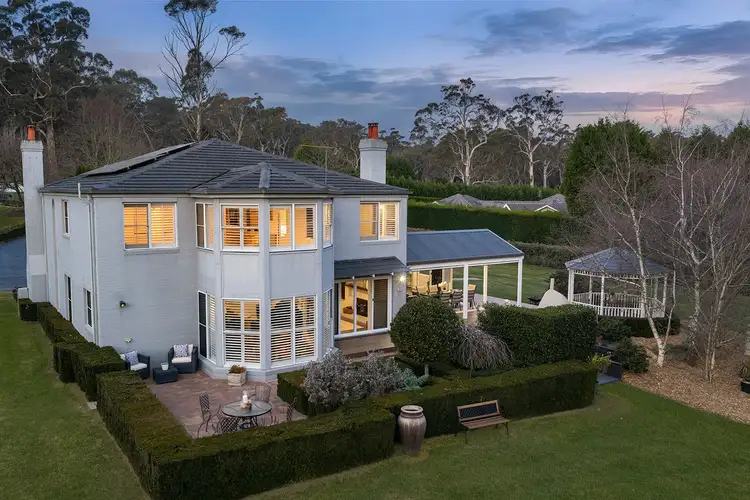 12 Cowpastures Road