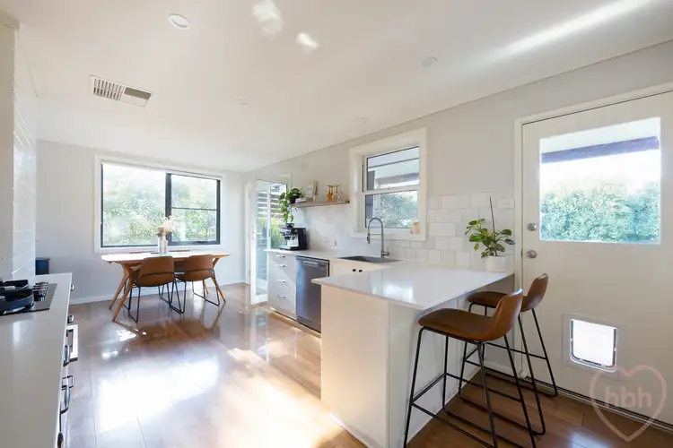 6 Pratt Place
