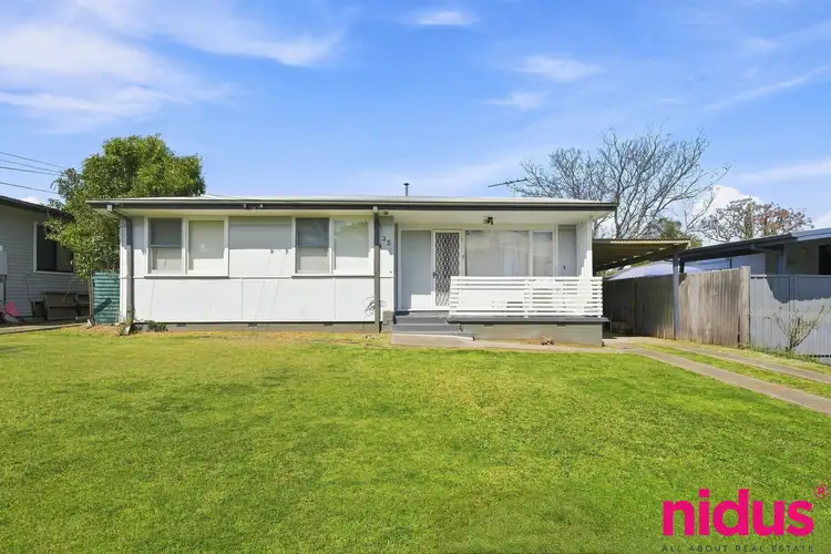 25 Feramin Avenue