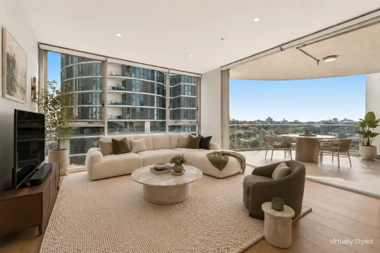 802/253 Oxford Street