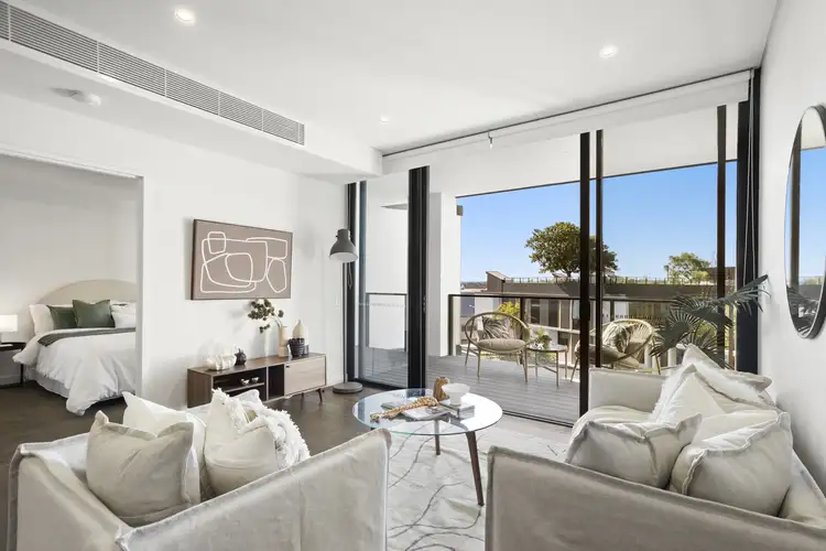 408/2 Nagurra Place