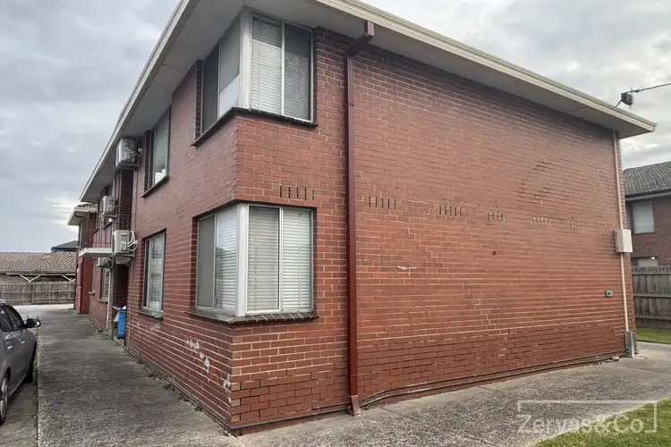 3/46 Oakes Avenue