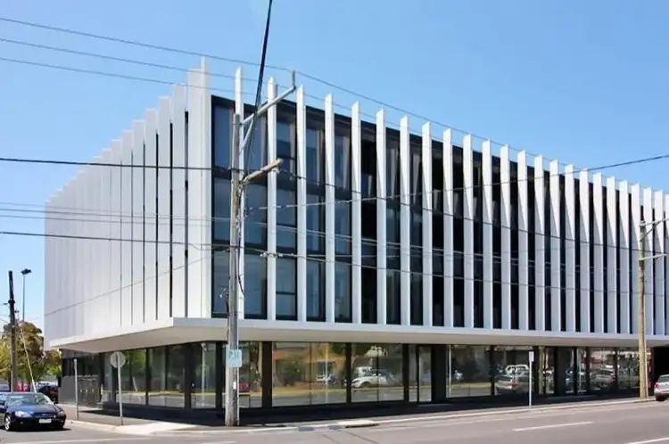303/276 Neerim Road