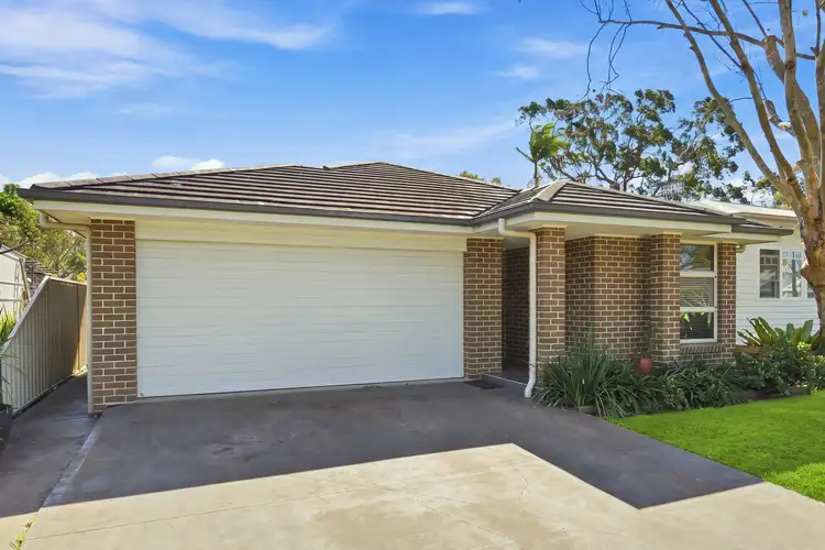 65 Adelaide Avenue