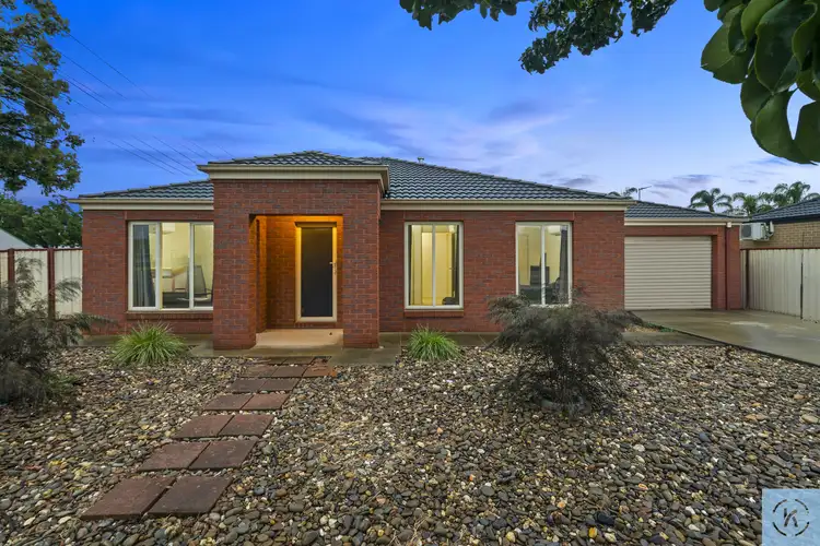 1 Elberta Court