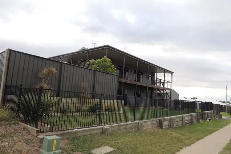 25 Anderson Court, Moranbah QLD 4744