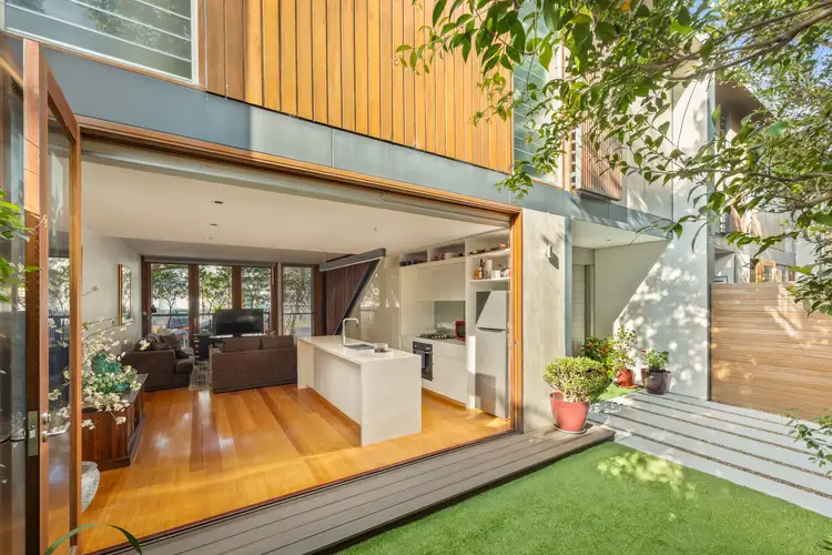 19 Faraday Avenue