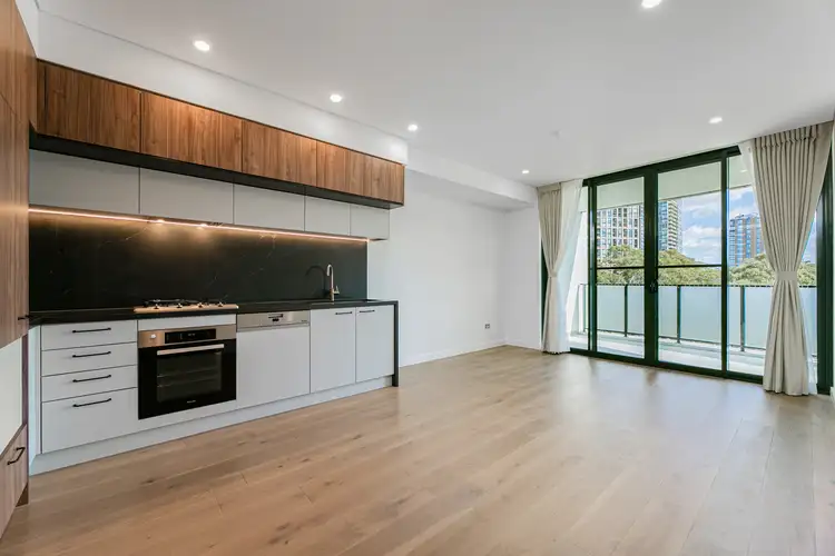 907/9 Peach Tree Road