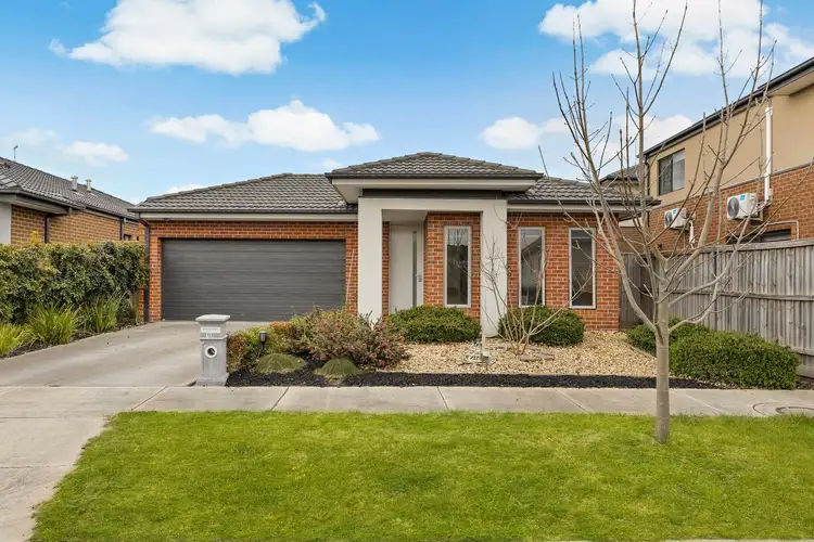 13 Yabby Avenue, Sunbury VIC 3429