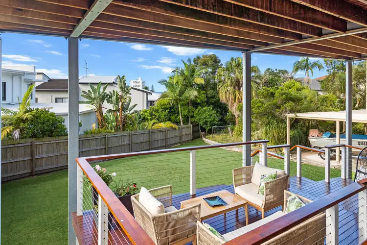 16A Tantula Road East