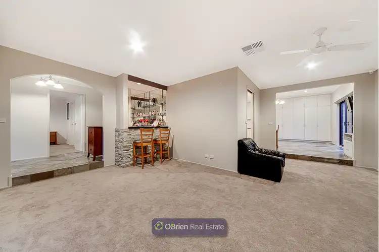 Third view of Homely house listing, 5 Glasgow Court, Endeavour Hills VIC 3802