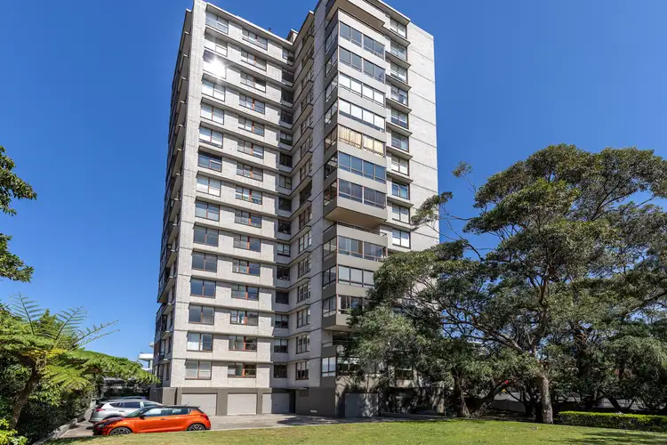 401/221 Ben Boyd Road