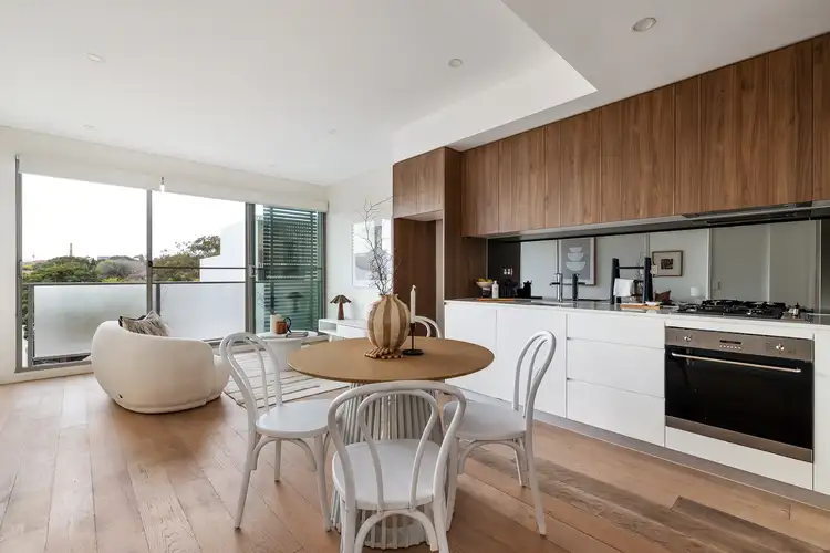 30/7-15 McGill Street