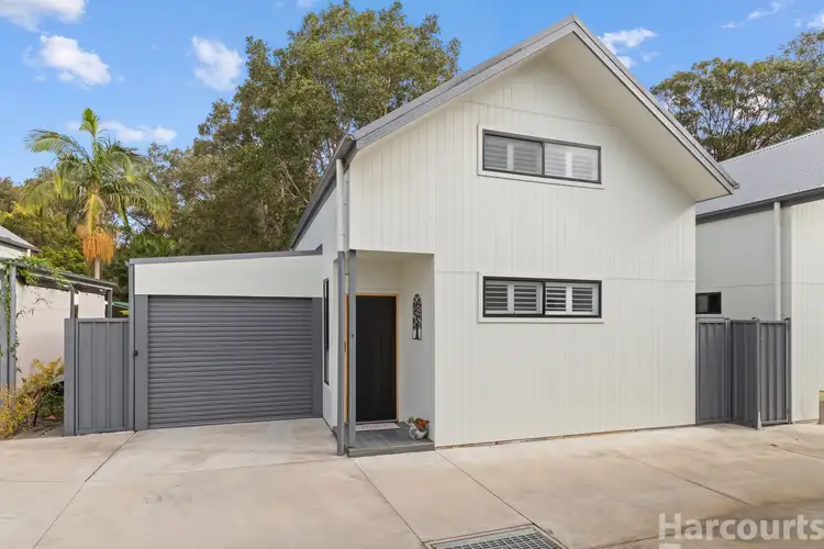 7/11 Kemp Street