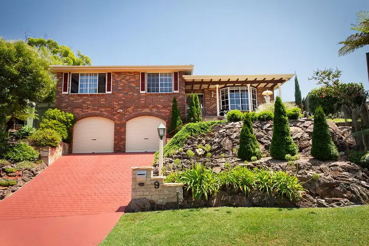 9 Achilpa Close