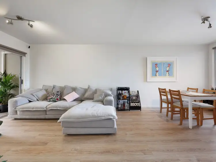 6/82-86 Atherton Road, Oakleigh VIC 3166