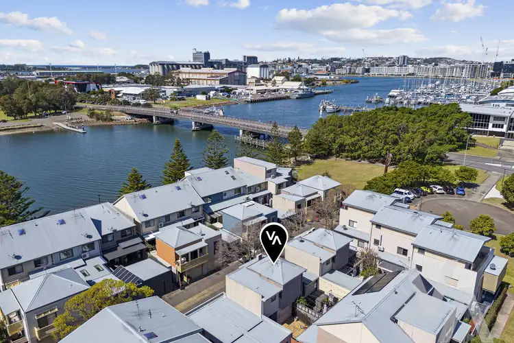 2/96 Linwood Street, Wickham NSW 2293