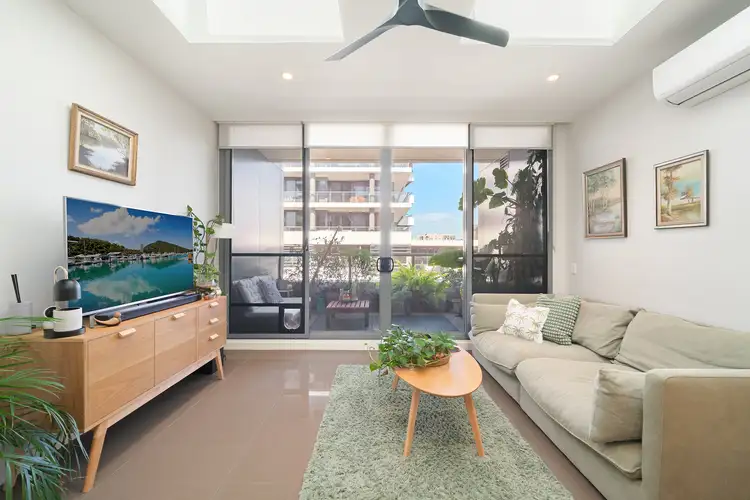 45/834 Bourke Street