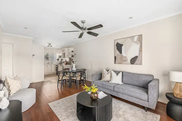 6/15 Lydia Street