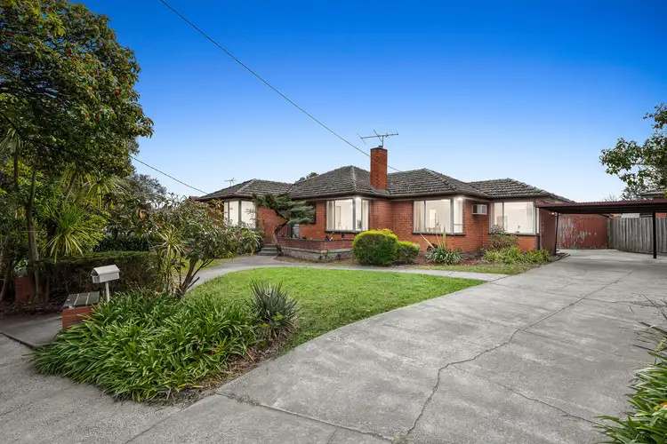 17 Risdon Drive